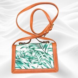 Enzo Angiolini Crossbody small‎ purse Green Palm Leaves